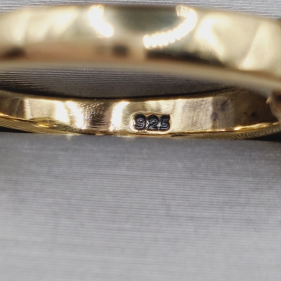 Genuine Oval Citrine Yellow Gold - 925 Sterling Silver Solitaire Ring - Picture 4 of 7